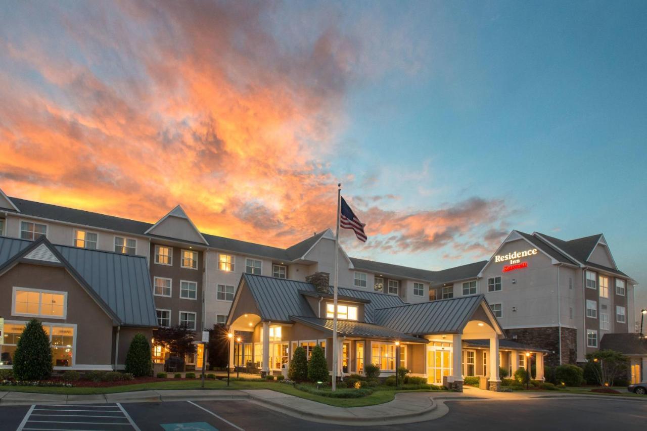 Residence Inn By Marriott Fayetteville Cross Creek Exterior photo